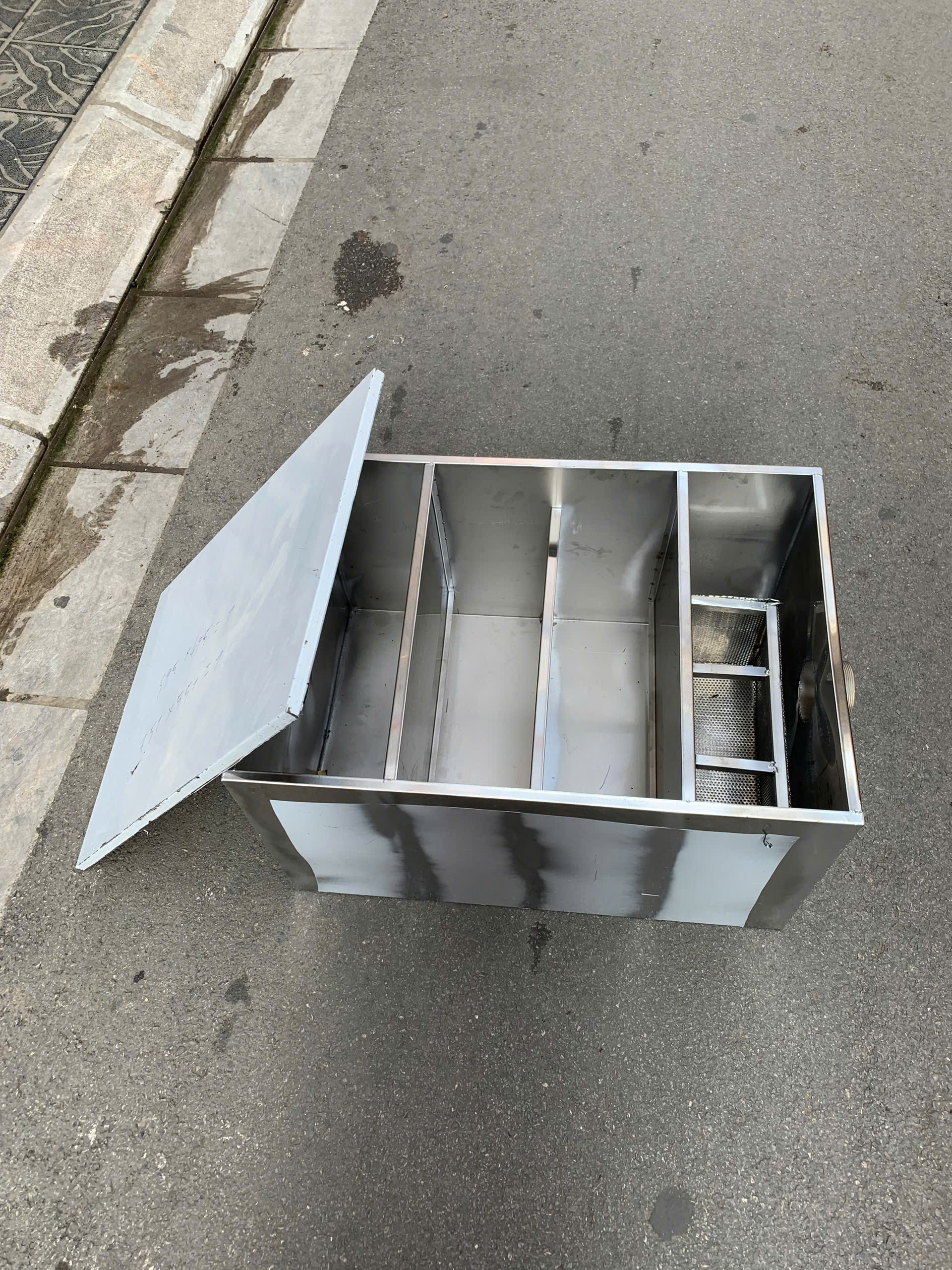 Bẫy mỡ inox công nghiệp 8 | Inox dân dụng Toán Huệ