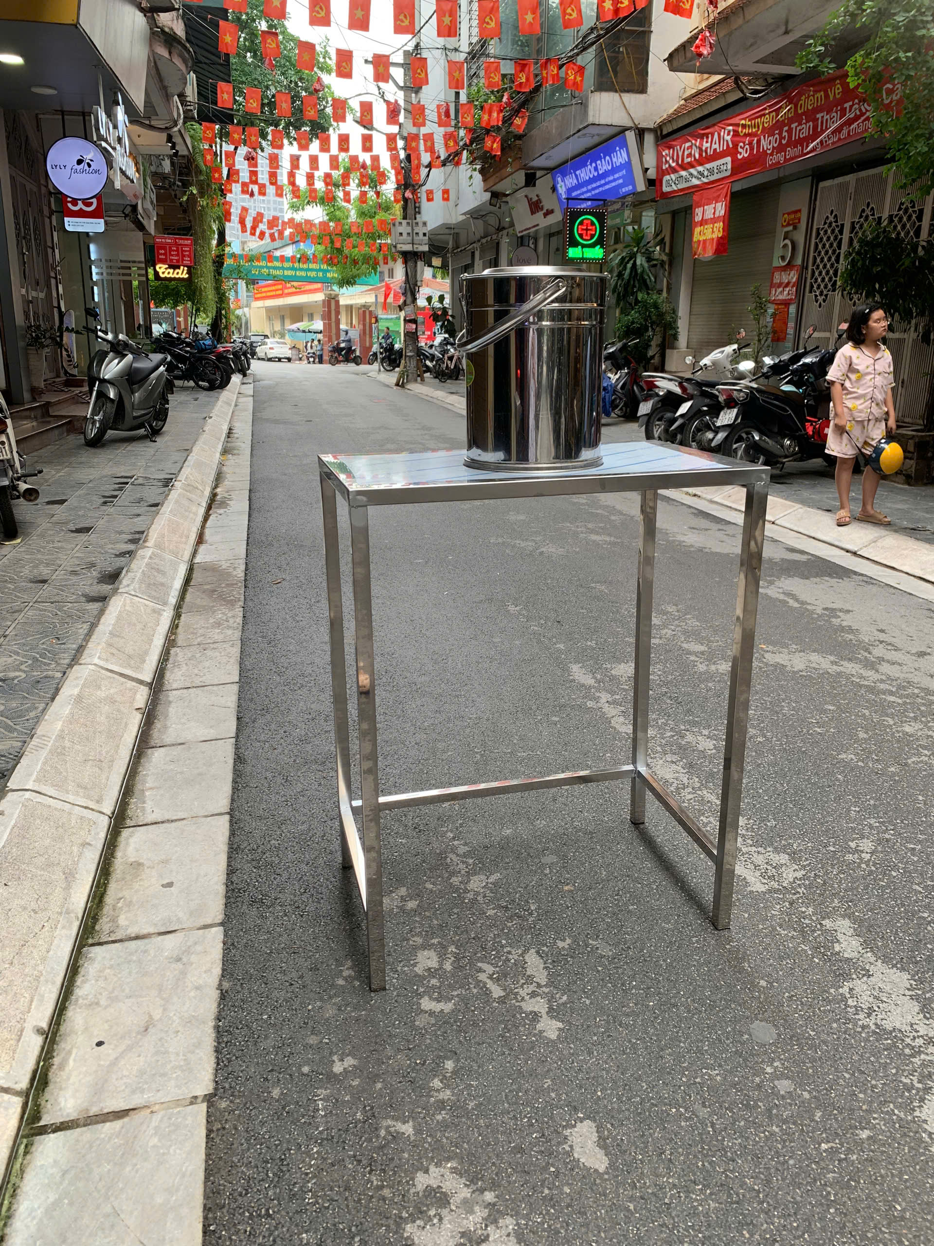 Kệ inox 304 8 | Inox dân dụng Toán Huệ